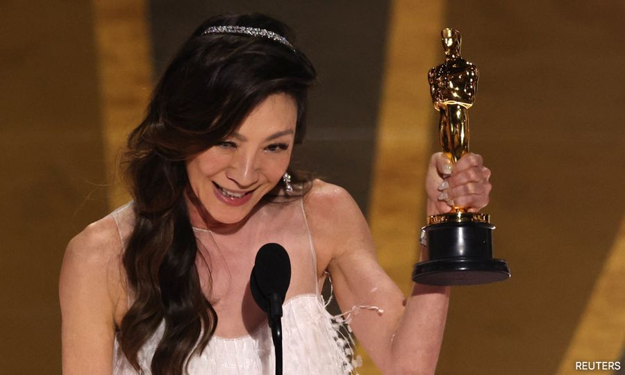 Pencapaian Michelle Yeoh harumkan nama Malaysia, kata PM