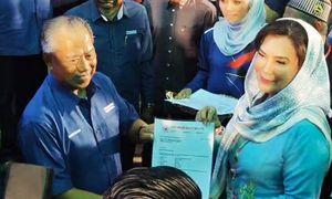 Ras Adiba joins Bersatu