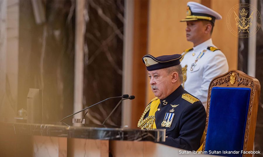 Johor ruler: No reason why Muslims cannot visit other houses of worship