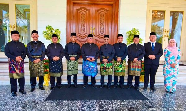 N Sembilan excos sworn in, Jalaluddin not among them