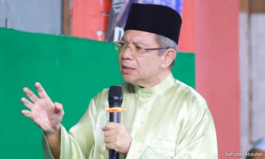Disciplinary board summons Saifuddin, T'ganu Bersatu backs Muhyiddin