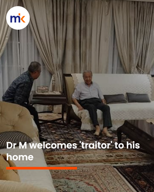 Dr M welcomes 'traitor' to his home