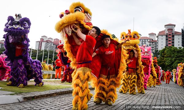 马中延长相互免签措施，共同推动舞狮申遗