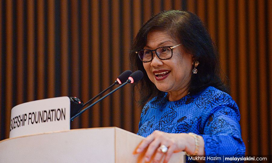 Mengapa jadi begini, tanya Rafidah