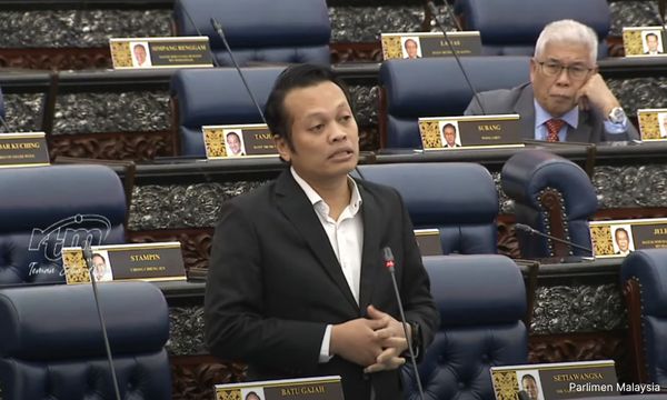 Nik Nazmi: Act against Pasti over low teacher pay, lack of protections
