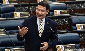 Pelaksanaan gaji minimum boleh beri kesan pada inflasi - Rafizi