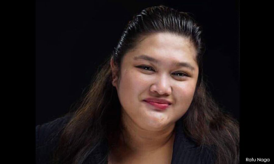 录供期间不让找律师，“龙女后”状告反贪会侵权