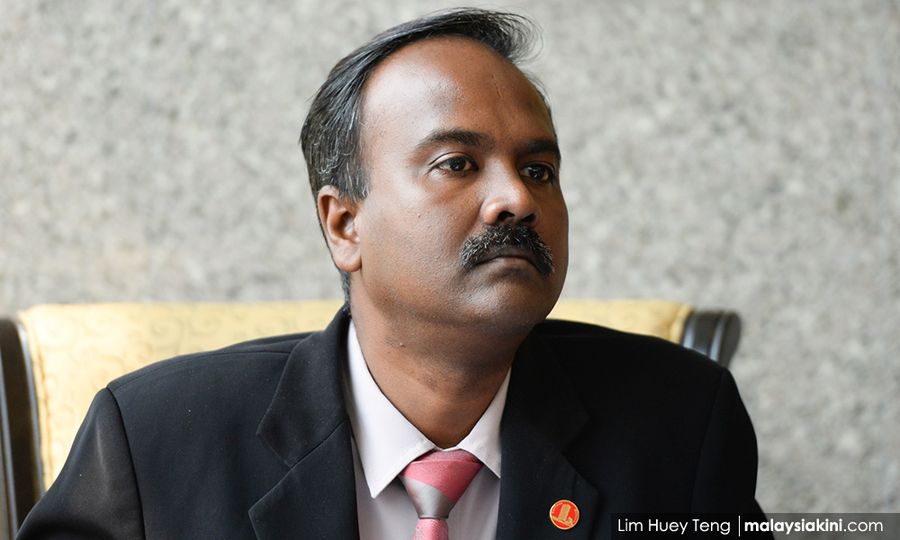 'No, no, no': Sivakumar denies raid, MACC source calls it 'visit'