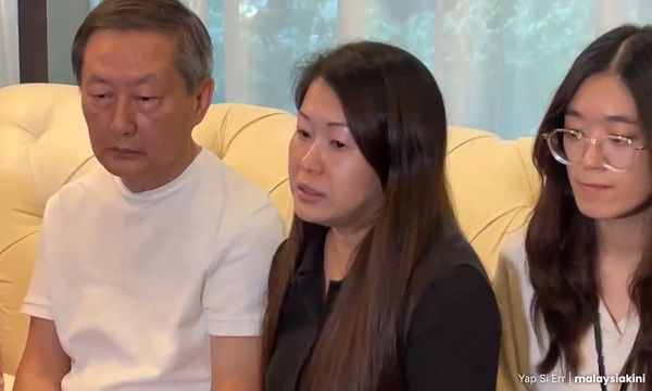 叶芯嫙母亲厘清案情，“其实我女儿被捅200刀”
