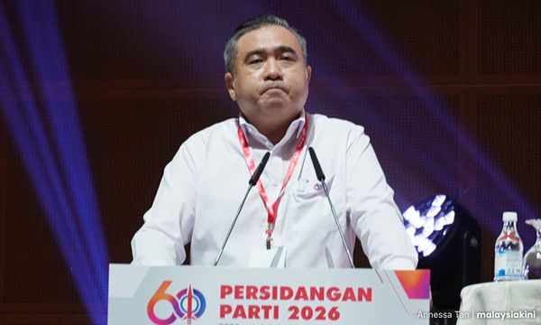 甫向严端宣誓却转头背叛，陆兆福促森行政议员辞职