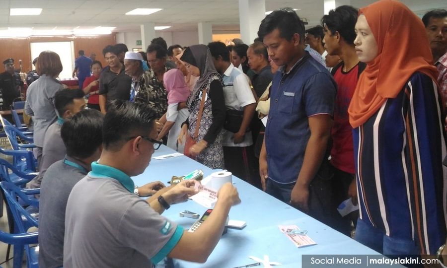 Bantuan tunai RM300 setiap isi rumah fasa 1 diawalkan - Anwar