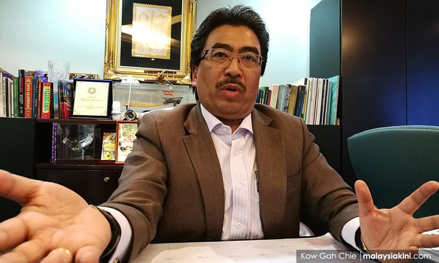 Debat : Johari lihat Khalid bukan lawan
