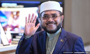 Hina sahabat nabi: NGO adukan Nik Zawawi ke polis, jabatan agama