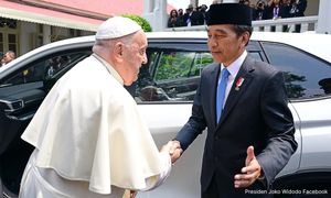TVRI siar secara langsung ibadah Katolik dipimpin Paus Francis