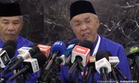 Zahid to meet 25 BN, PN state reps tonight over N Sembilan royal crisis