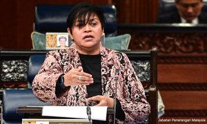 Azalina: Tiada fail siasatan dibuka isu dakwaan kempen PRU guna 'dana judi'