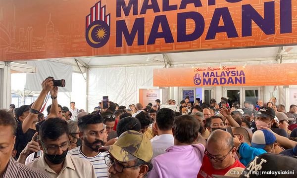 Tempers flare at Madani anniversary do over 'JPJ discounts'