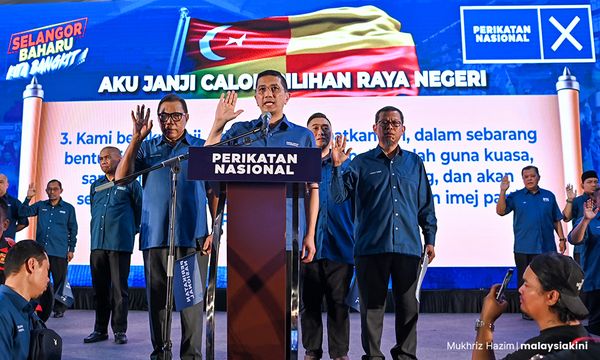 Azmin to contest in Hulu Kelang, Rina Harun in Batu Tiga