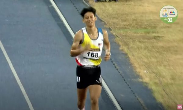 受伤仍坚持完成比赛，大马田径选手郭征翰赢掌声