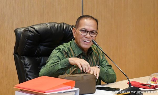 彭大臣明天入院接受治疗