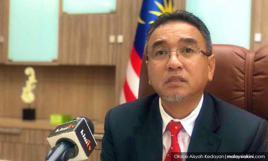 Ministry may send armed forces to Middle East to keep students safe