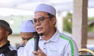 T'ganu perkenal tempat duduk khas di Stadium Sultan Mizan Zainal Abidin