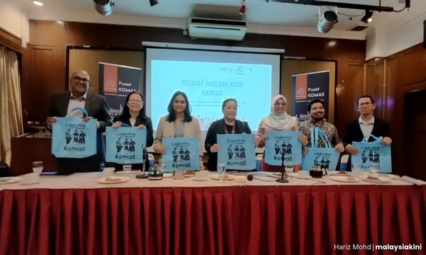 Is there apartheid in M'sia, asks activist over 'non-Malay' PM debate