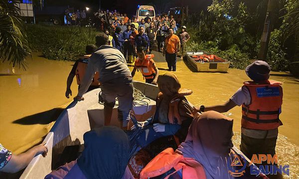 Flash floods: 102 villagers evacuated in Baling