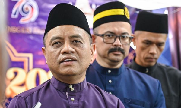 When car's rear axle takes a detour, RTD slams the brakes | Malaysiakini