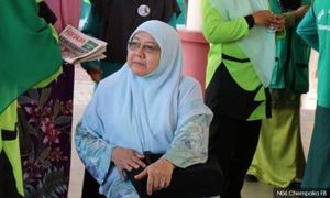 Nik Aziz's widow does not approve of son's PKR candidacy