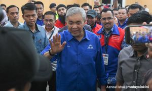 Agihan kerusi Melaka: Jangan layan emosi, kata Zahid