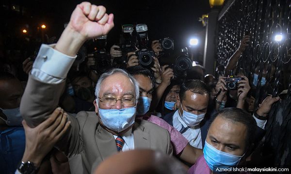COMMENT | The curse of being a Malaysian PM