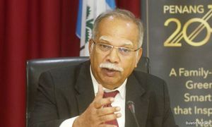'Anti-Chow team may cut CM's term short despite Loke's assurance'