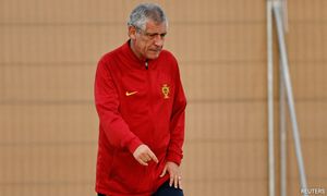 Portugal coach Santos leaves job after World Cup exit