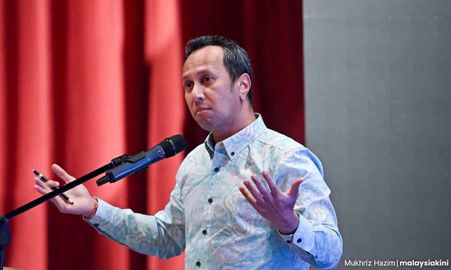 Economist raps Zafrul, wants MPs and ministers put on EPF not pension