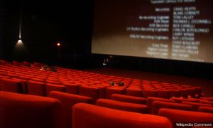 ULASAN | Penipuan, manipulasi menonton filem