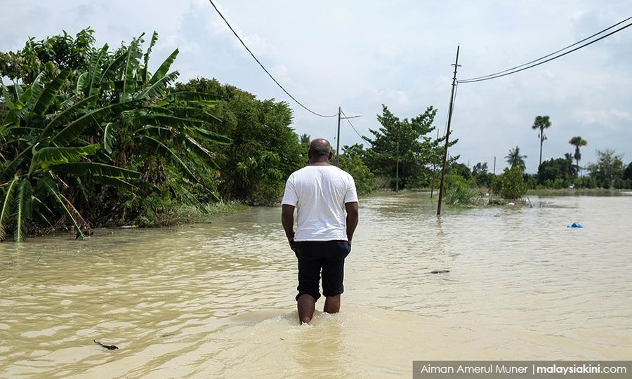 Mangsa banjir Batu Pahat 419 orang pagi ini