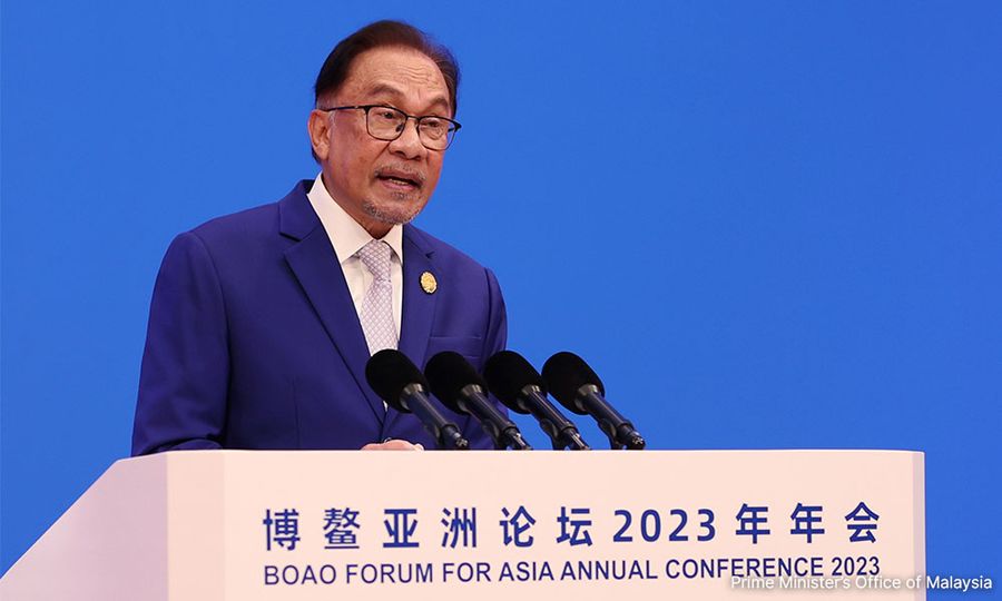 Tiada kuasa besar tentukan masa depan Malaysia - Anwar
