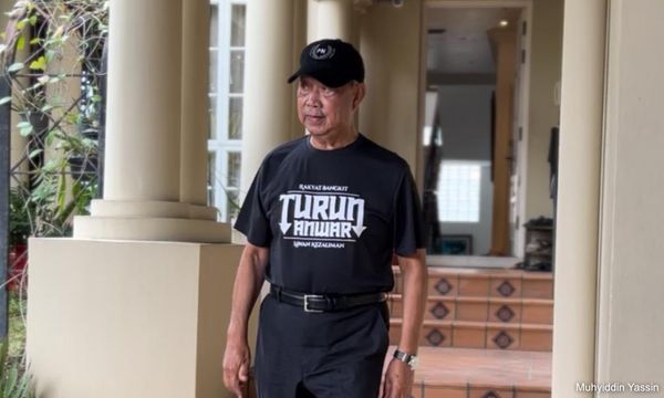 Subsidi warga asing: MCMC akur PM arah siasat penafian Muhyiddin