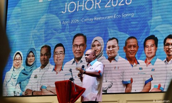 Heated exchange at Johor PKR meet as Ramanan, Hassan clash over 'attack' on Rafizi
