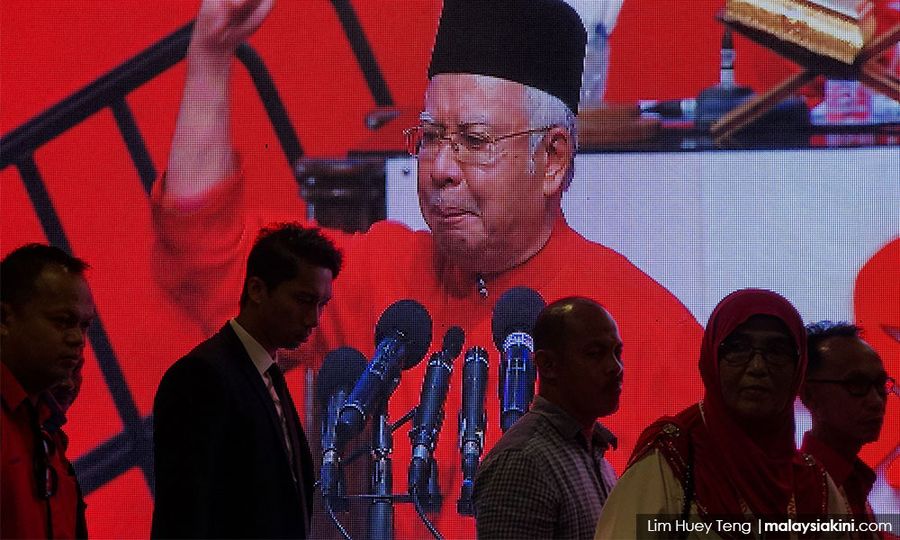 Zaid: Umno cuma pura-pura ambil berat pada Najib 