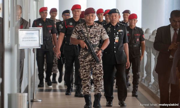 'Bebas tapi balik ke penjara, Najib tetap sangat gembira'