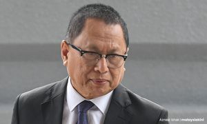 要求部长拿出表现何错？卜艾抗议阿斯拉夫批评