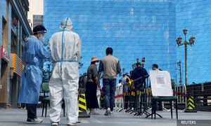 Signals sought at party congress on easing China's zero-Covid policy