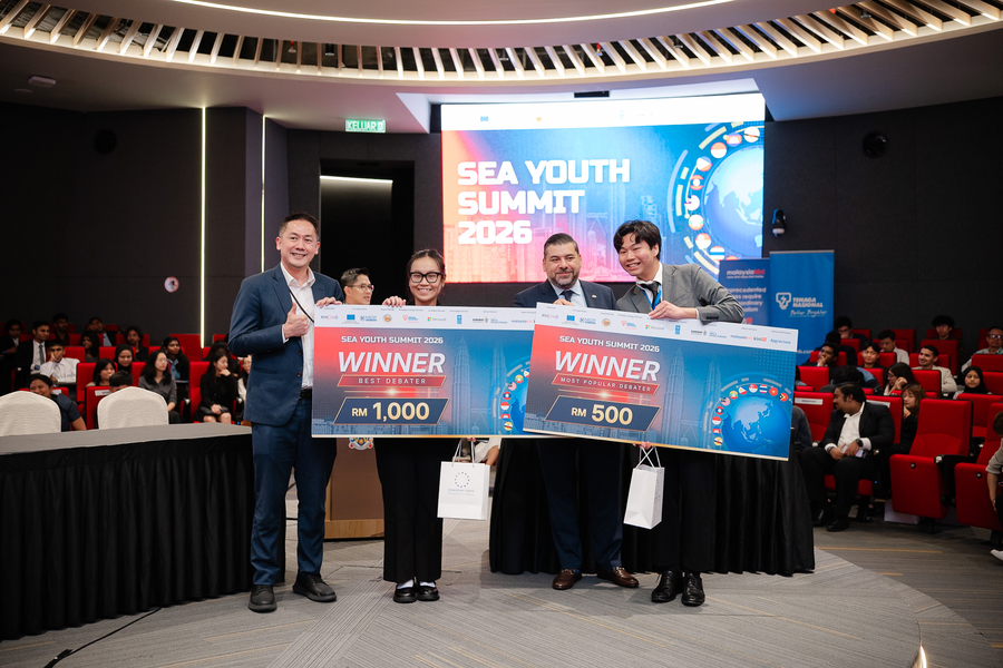 Affordable or sustainable? ASEAN youths debate the future of energy