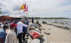 At least RM120m needed to repair burst bunds in Bagan Datuk - Zahid