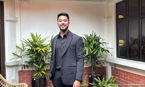 Aliff Aziz, Ruhainies didakwa berkhalwat dalam kondo