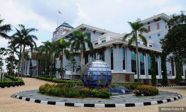 Norwegian authorities arrest Malaysian on suspicion of espionage