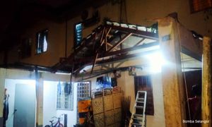 Houses, vehicles damaged by falling trees due to heavy rain, thunderstorms