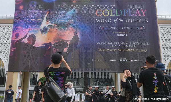 Palestine still in our hearts, say Coldplay concert-goers